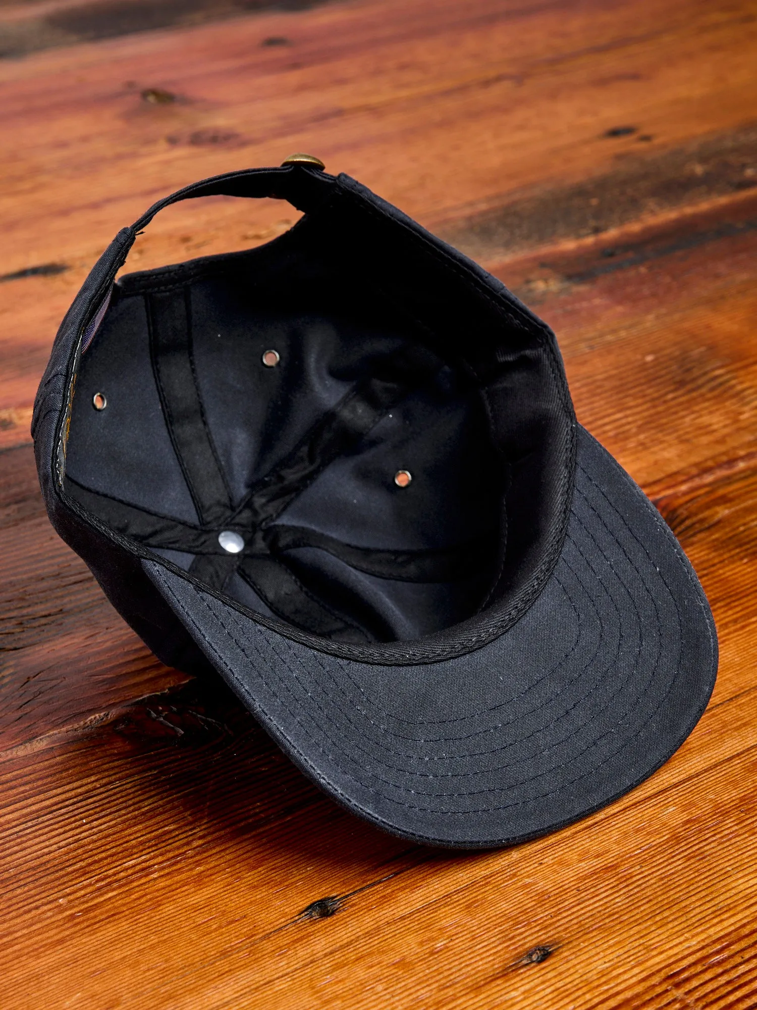 Baseball Hat in Wax Cotton Navy