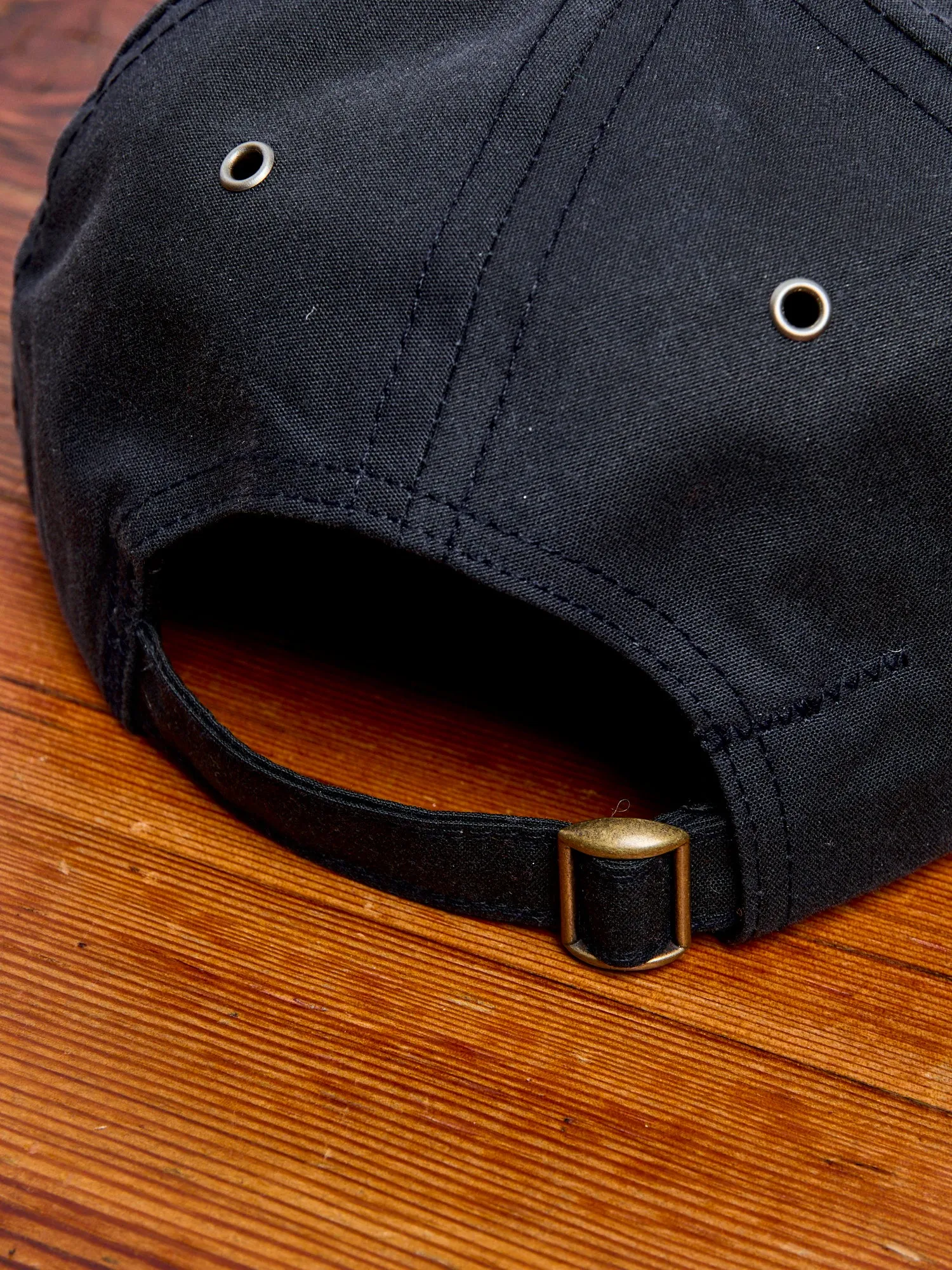 Baseball Hat in Wax Cotton Navy