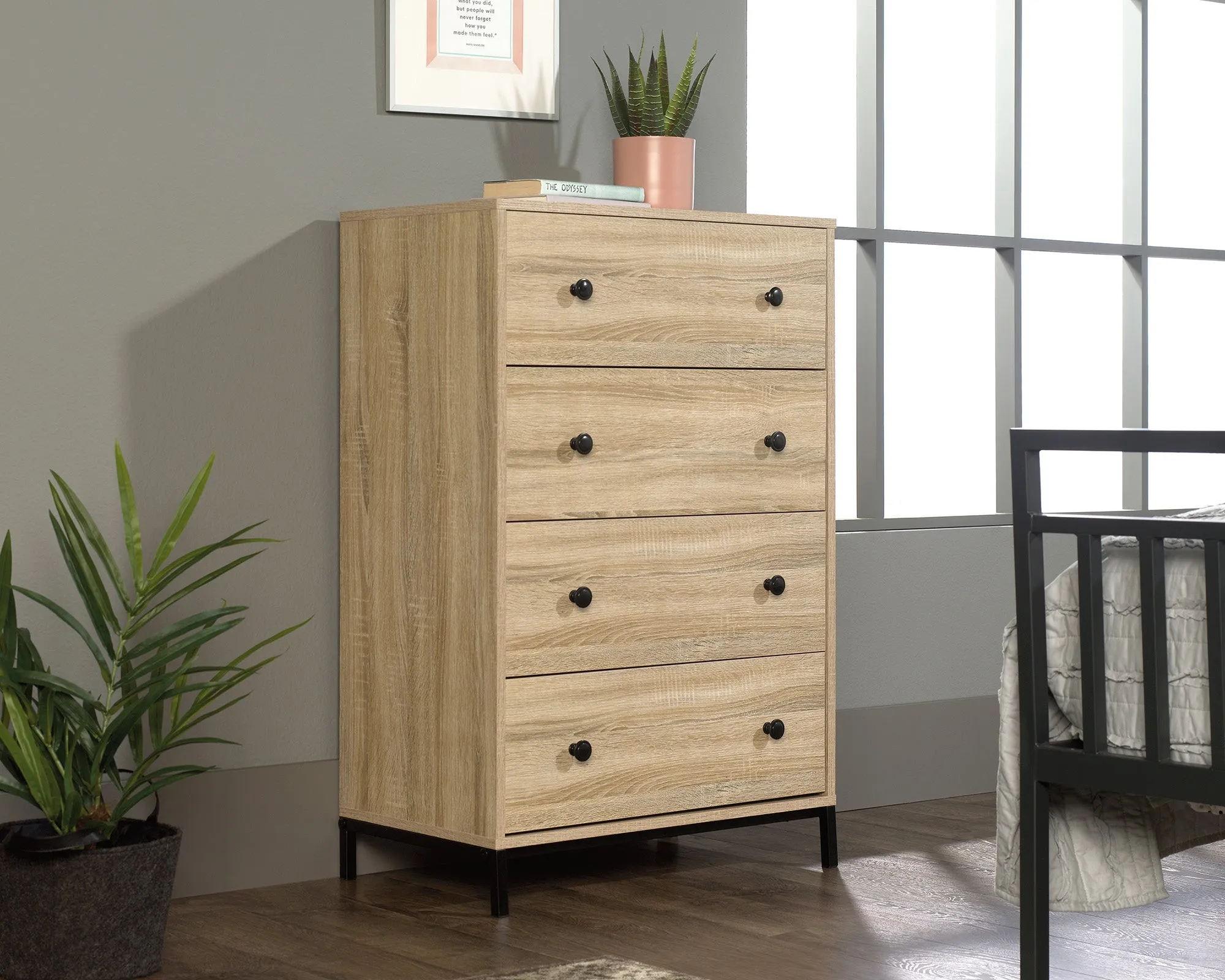 North Avenue 4-Drawer Chest Charter Oak