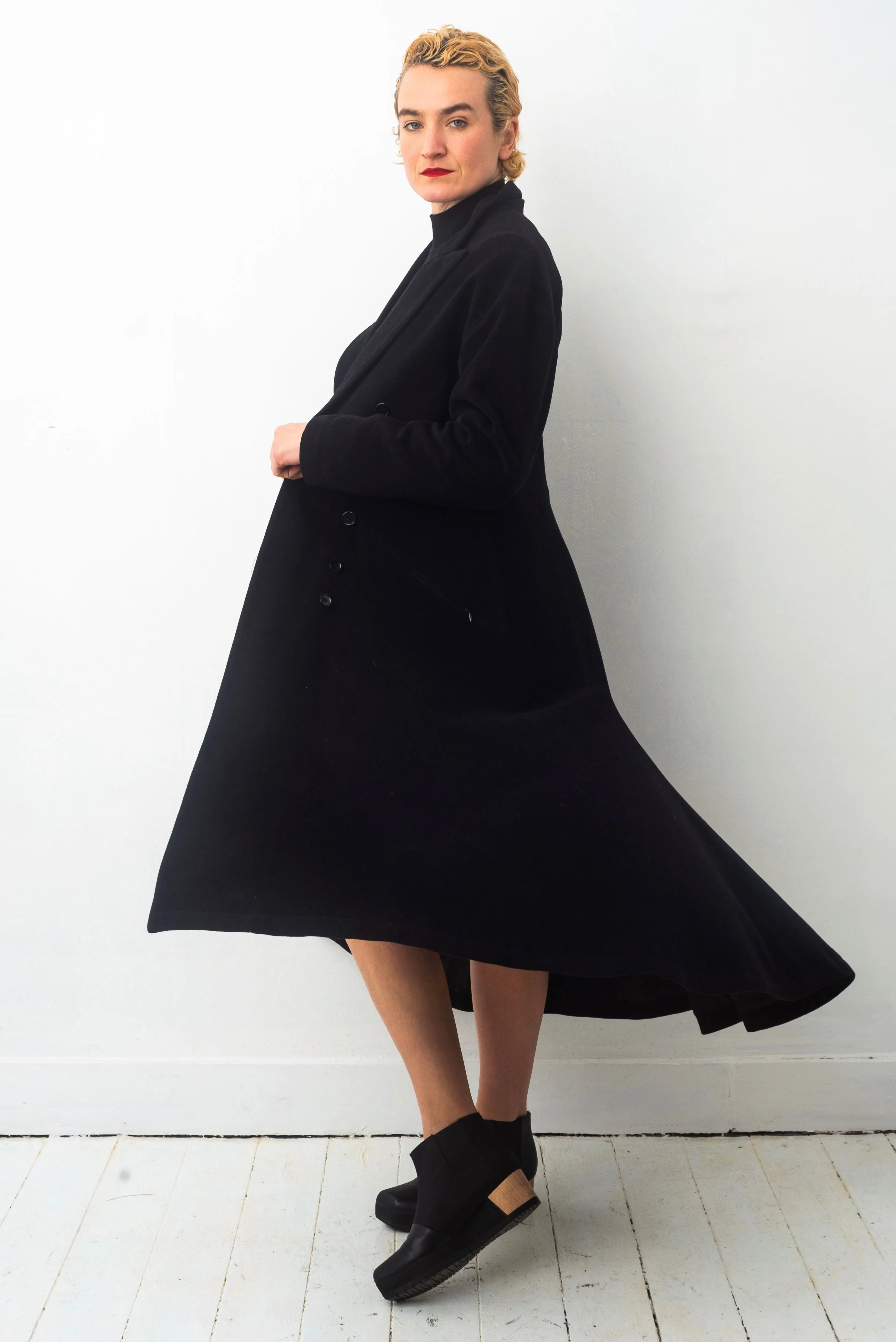 Ter et Bantine 90s long black Victorian coat