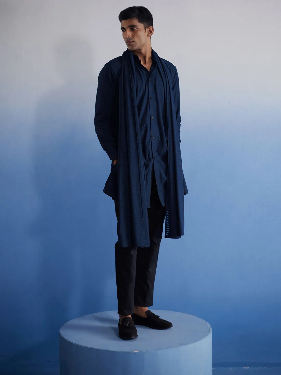 VASTRAMAY Navy Blue Net Kurta