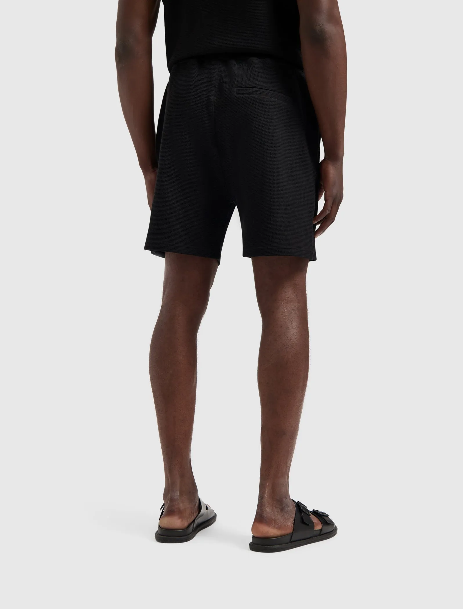 Waffle Structure Shorts | Black