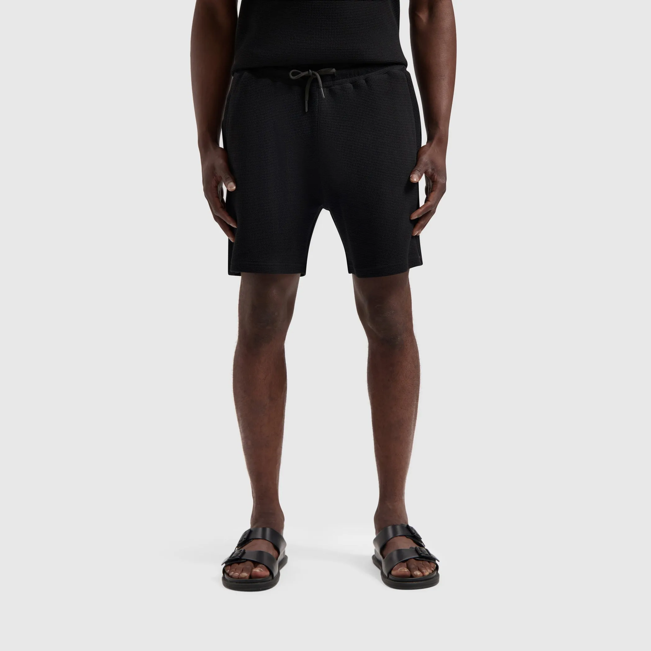 Waffle Structure Shorts | Black